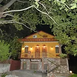 Santa Marina Káto Loutrákion