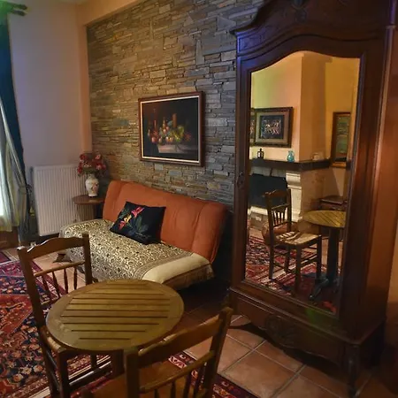 Santa Marina Apartment *